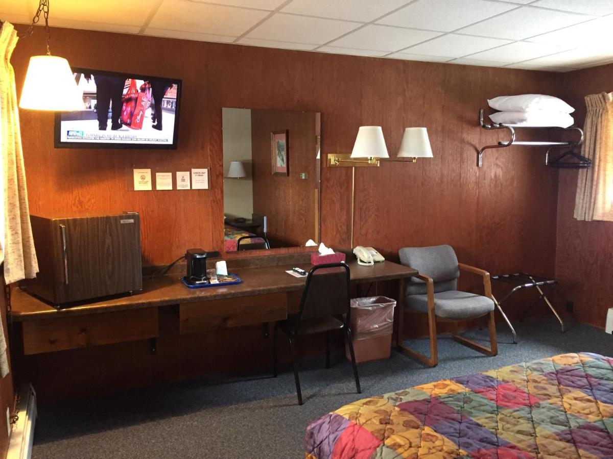 Indianhead Motel Ironwood